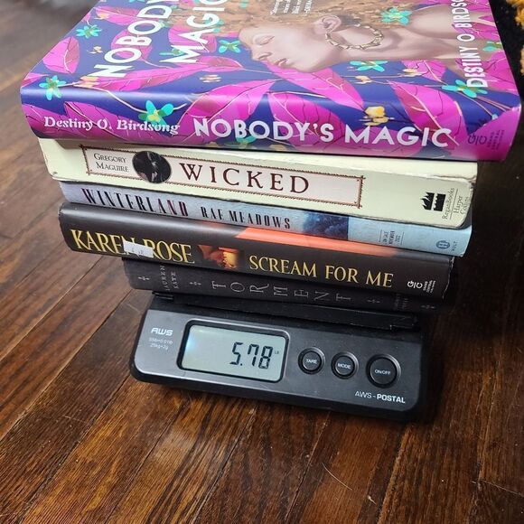 Bundle Lot of 5 Books, Book Lover Reader Gift Christmas 2022 - Picture 2 of 2